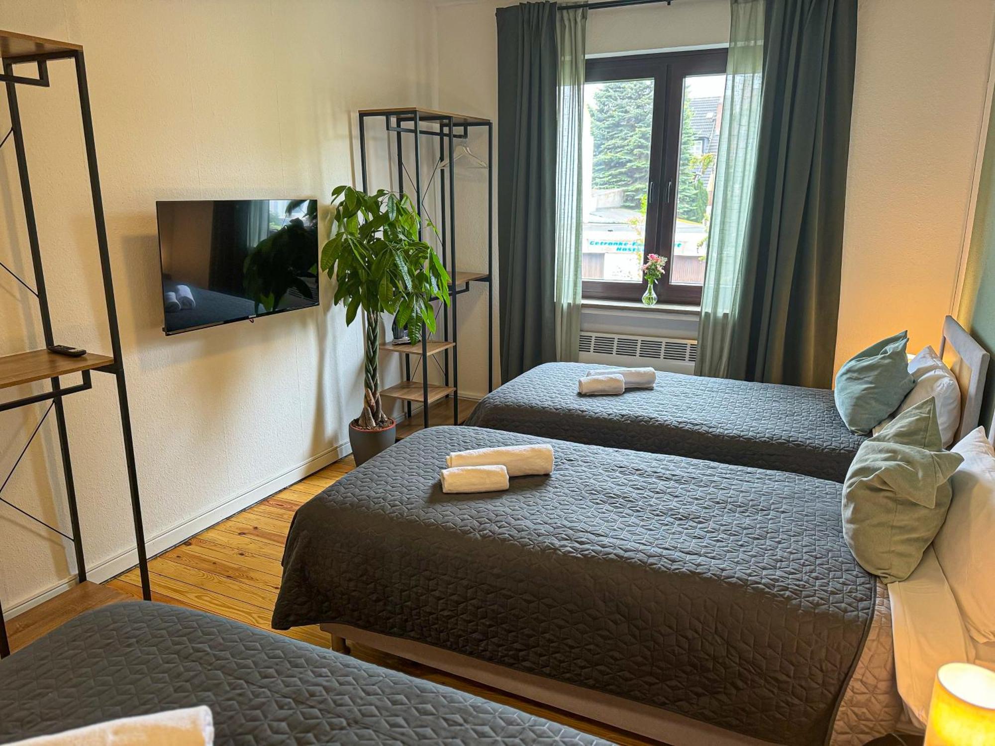Apartment Immostay Mit Garten & Free Parking