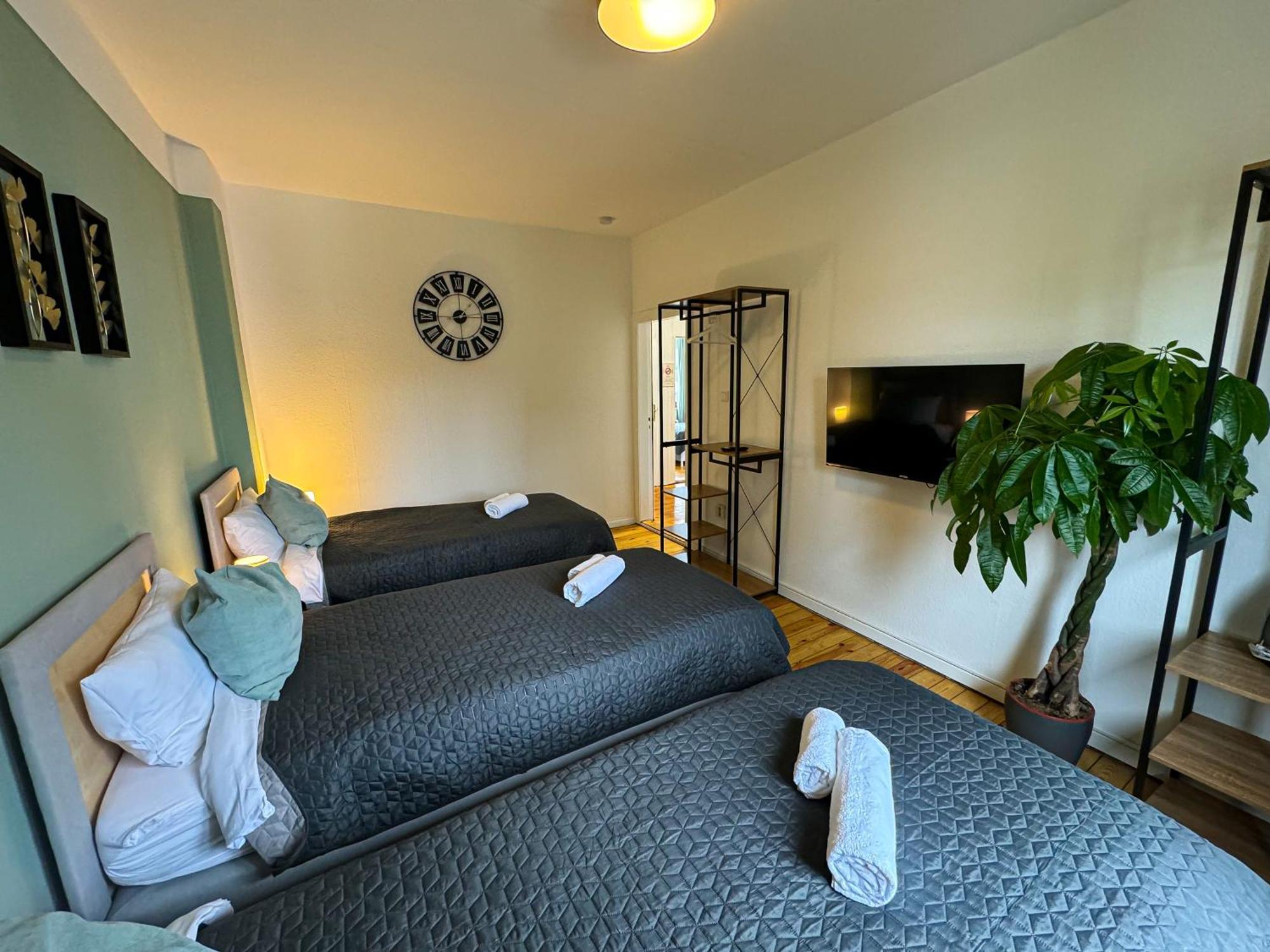 Immostay Mit Garten & Free Parking *
